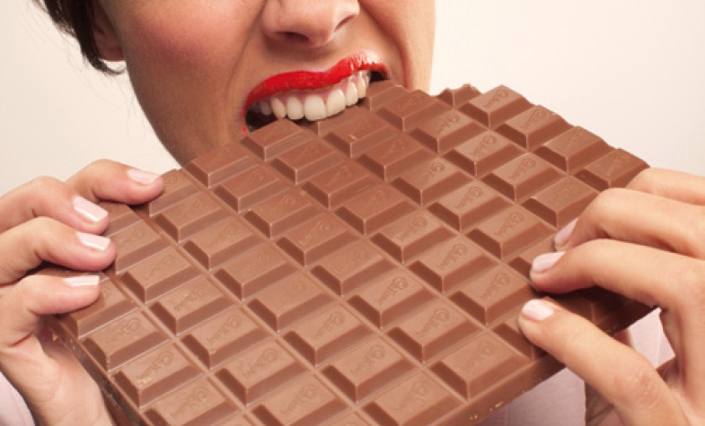 El chocolate se conserva lejos del sol.